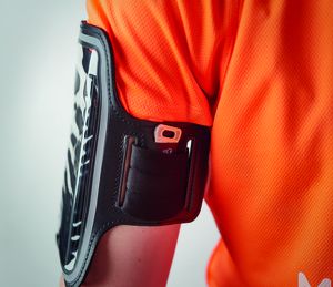 ARMPHONE + Velké pouzdro na telefon - GiftRetail MO6239