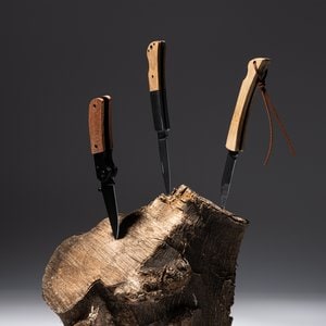 Claps 86035 - Kapesní Nůž z Oceli a Bambusu s Koženým Poutkem